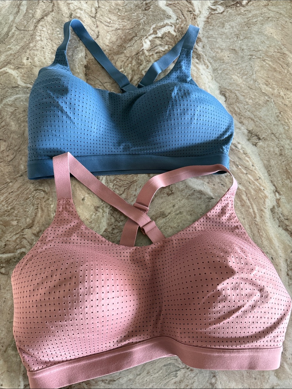 Women’s Seamless Perforated high impact sports Bra — Blue and Pink